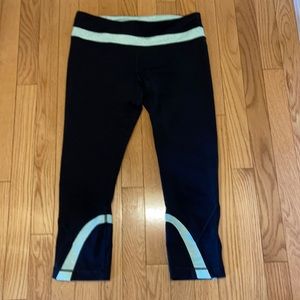 Lululemon  leggings size 6 (30 waist) unstretched.
